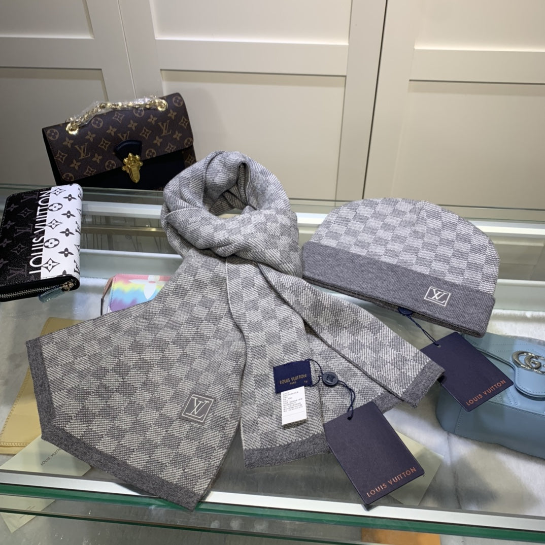 LOUIS VUITTON WINTER SET